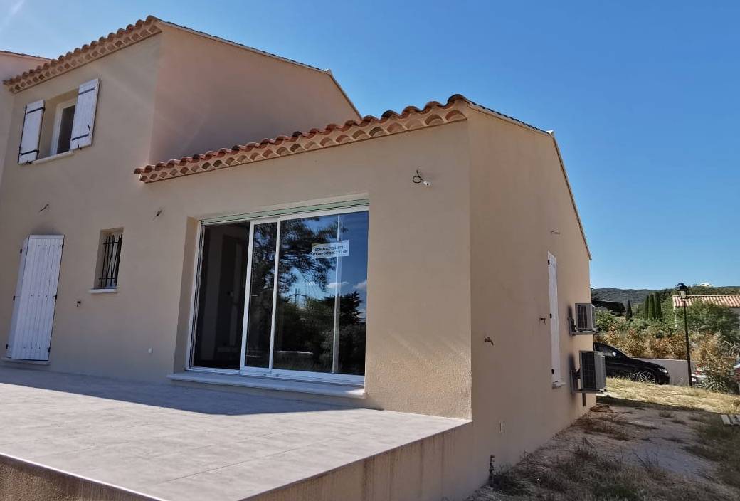 Réalisation d'une villa traditionnelle à demi-étage à Lauris