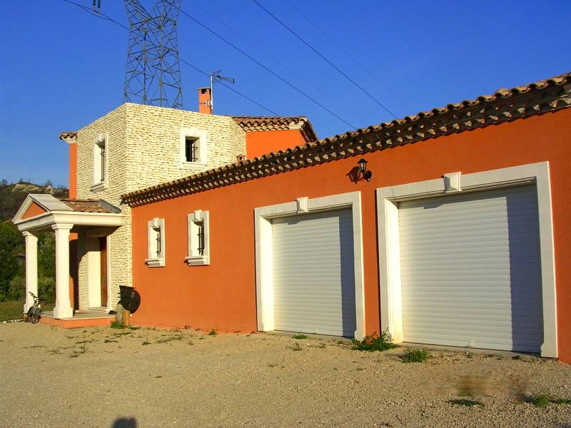 Réalisation maison individuelle sur mesure à Salon de Provence dans les Bouches du Rhone 13