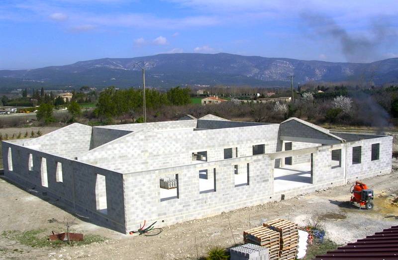 Elevation des agglos en maconnerie